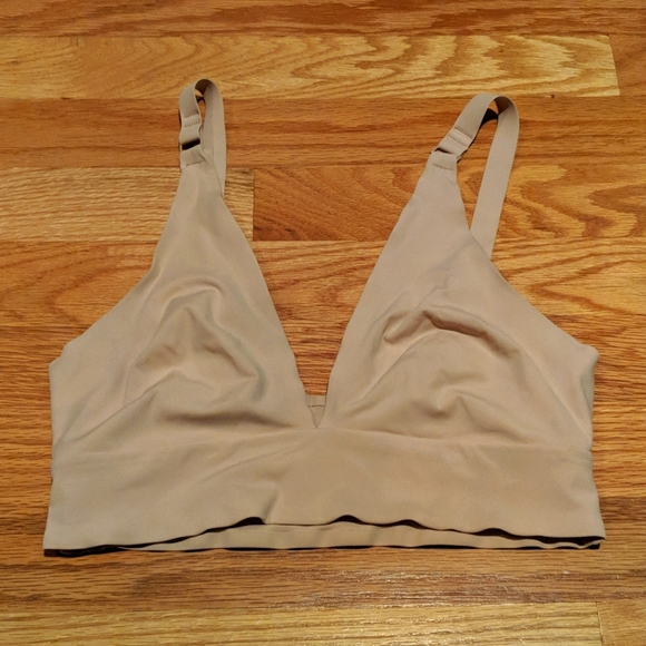 everlane renew bra